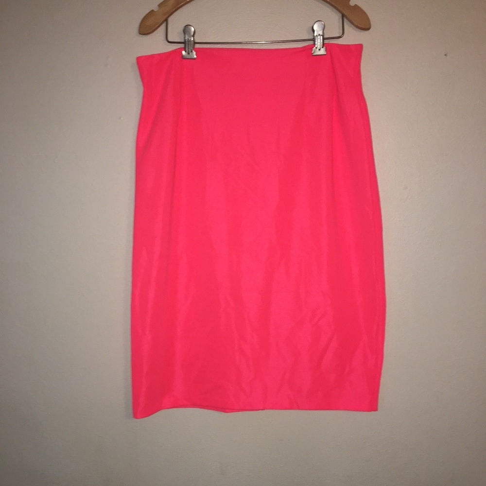 Gianni Bini bright coral pencil skirt .